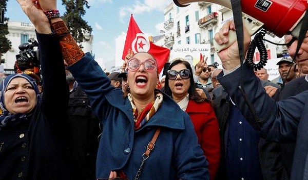المعارضة التونسية تدعو جميع الجبهات لتوحيد الصفوف من أجل “رحيل” سعيّد