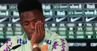 خلال حديثه عن العنصرية… اللاعب البرازيلي فينيسيوس جونيور يجهش بالبكاء